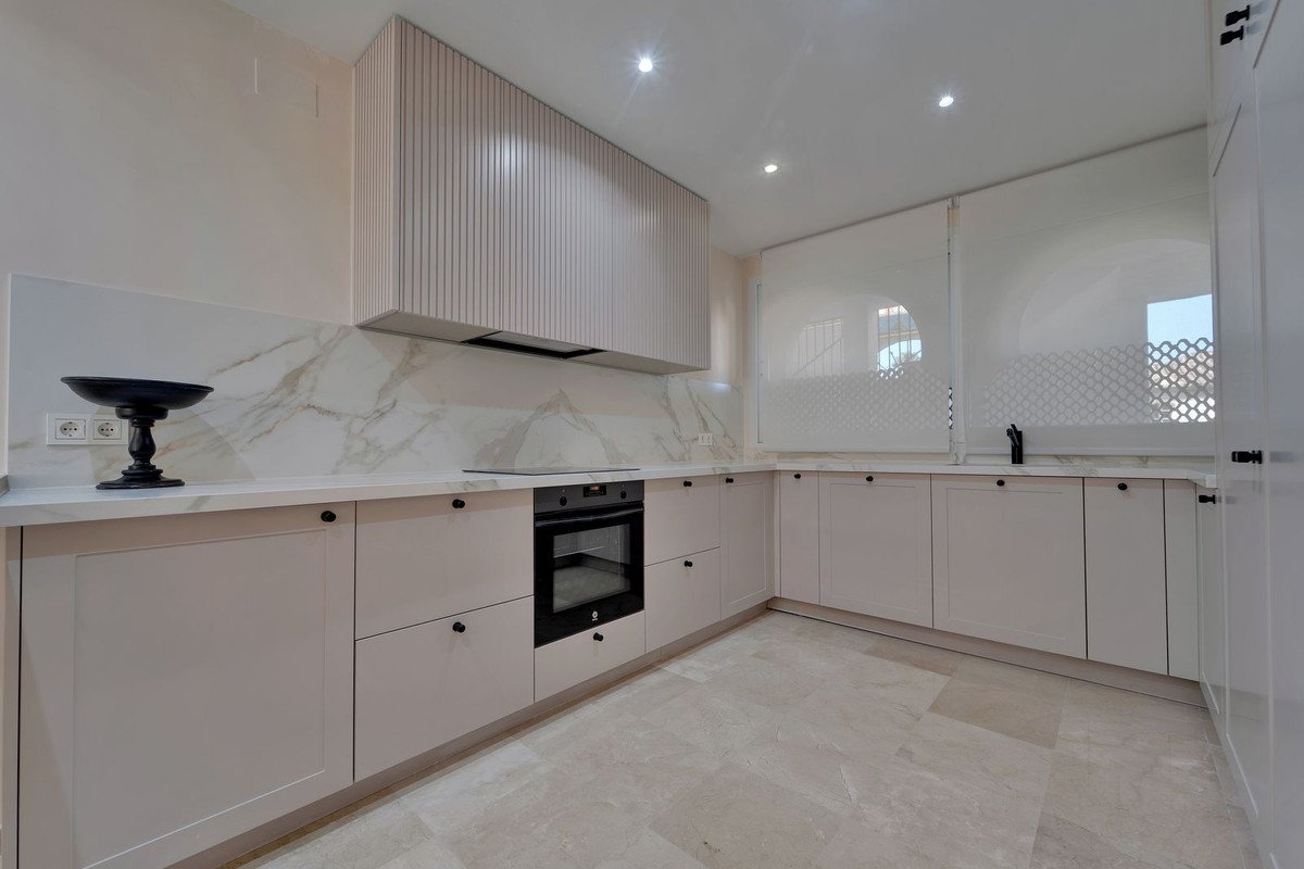 3 Bed Middle Floor Apartment in Atalaya