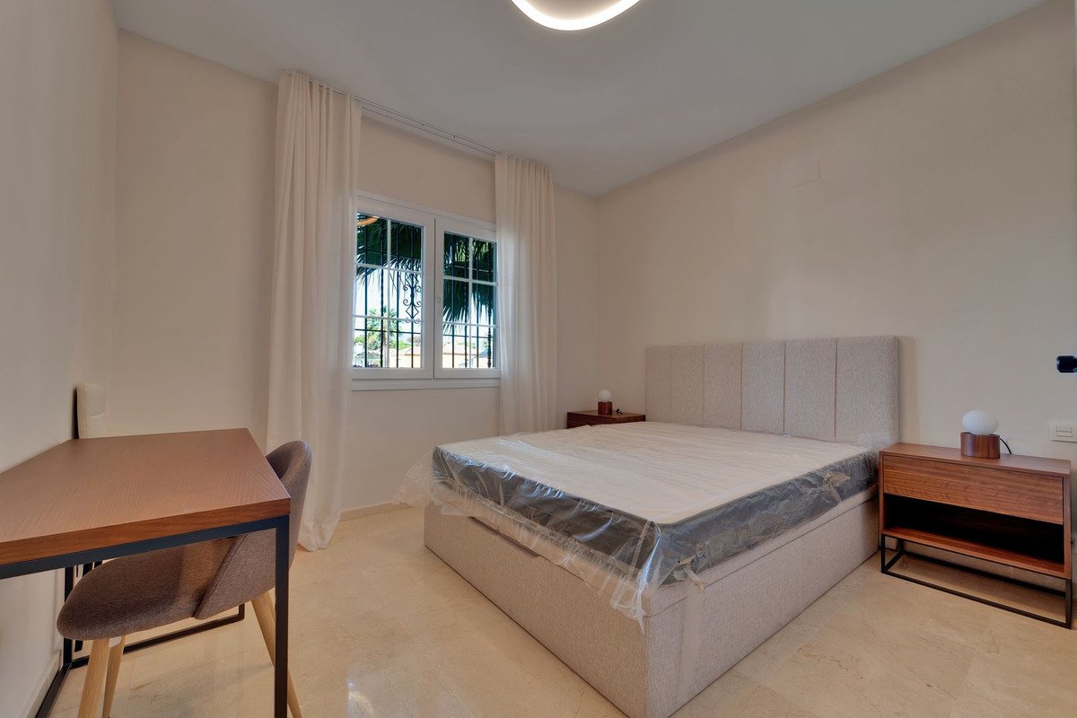 3 Bed Middle Floor Apartment in Atalaya