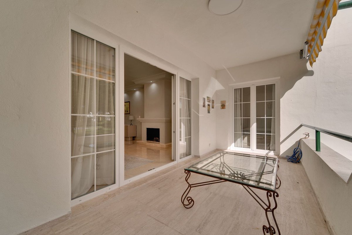 3 Bed Middle Floor Apartment in Atalaya