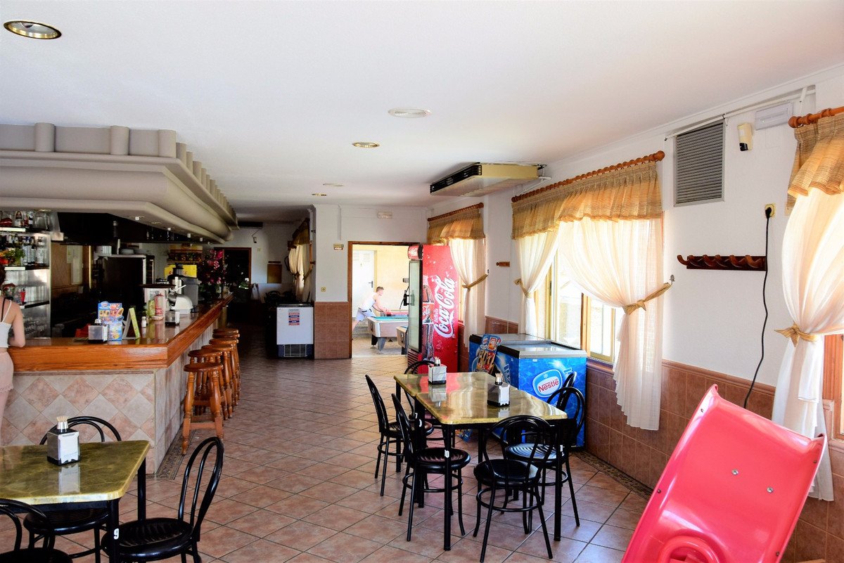 1 Bed Restaurant in La Marina