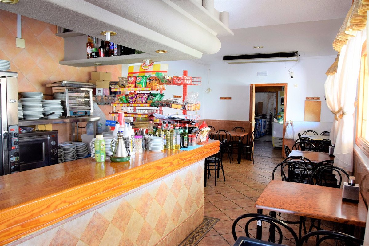 1 Bed Restaurant in La Marina