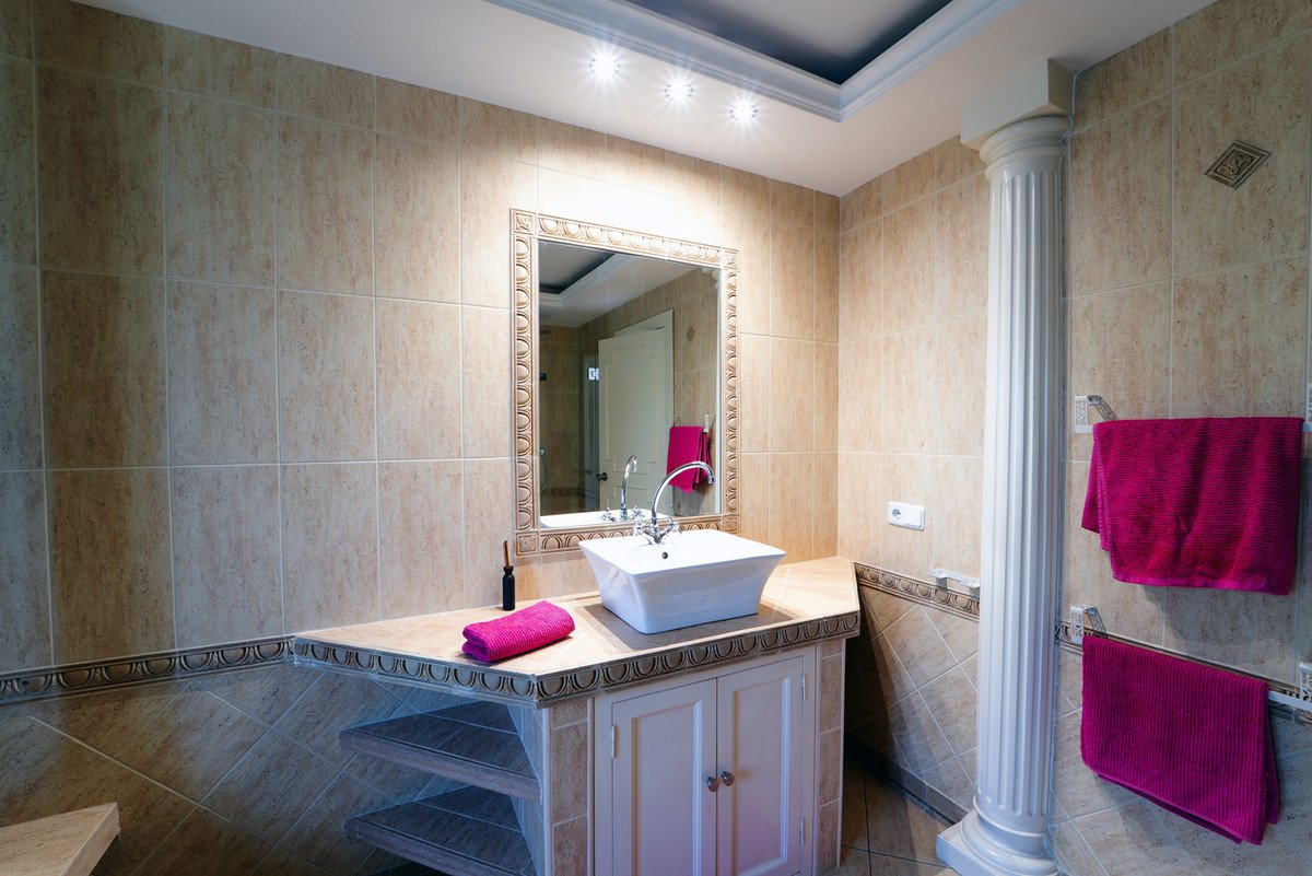 8 Bed Detached Villa in Marbesa