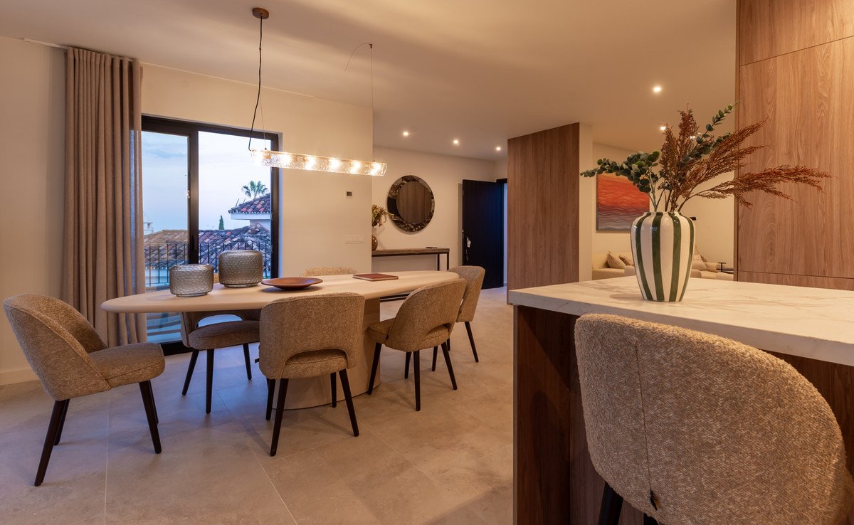 4 Bed Detached Villa in Nueva Andalucía