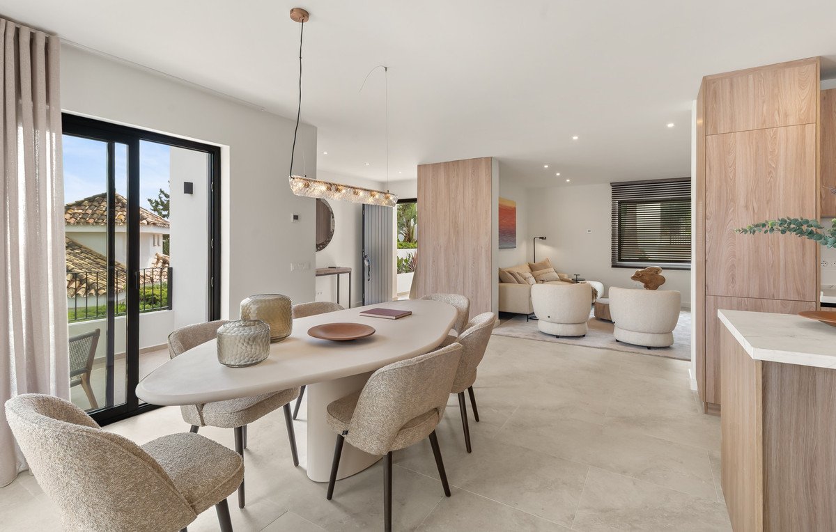4 Bed Detached Villa in Nueva Andalucía