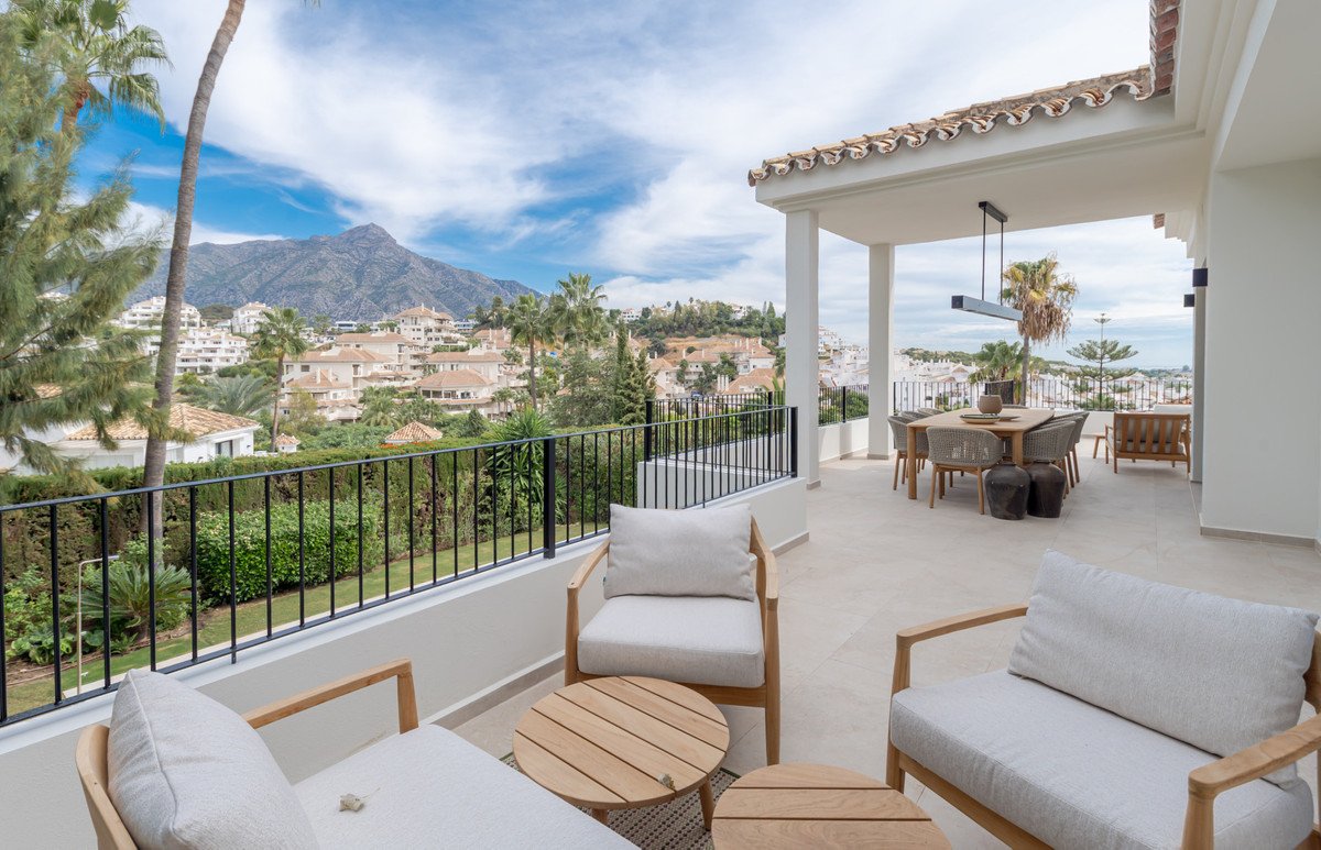 4 Bed Detached Villa in Nueva Andalucía