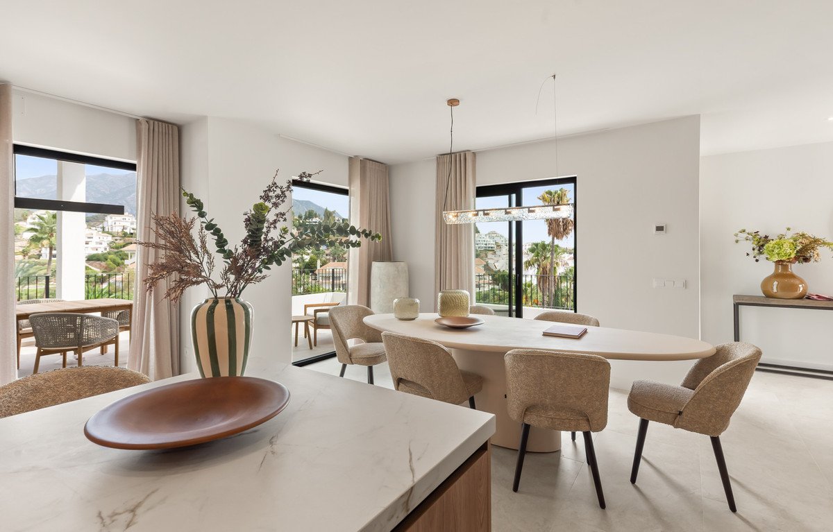 4 Bed Detached Villa in Nueva Andalucía