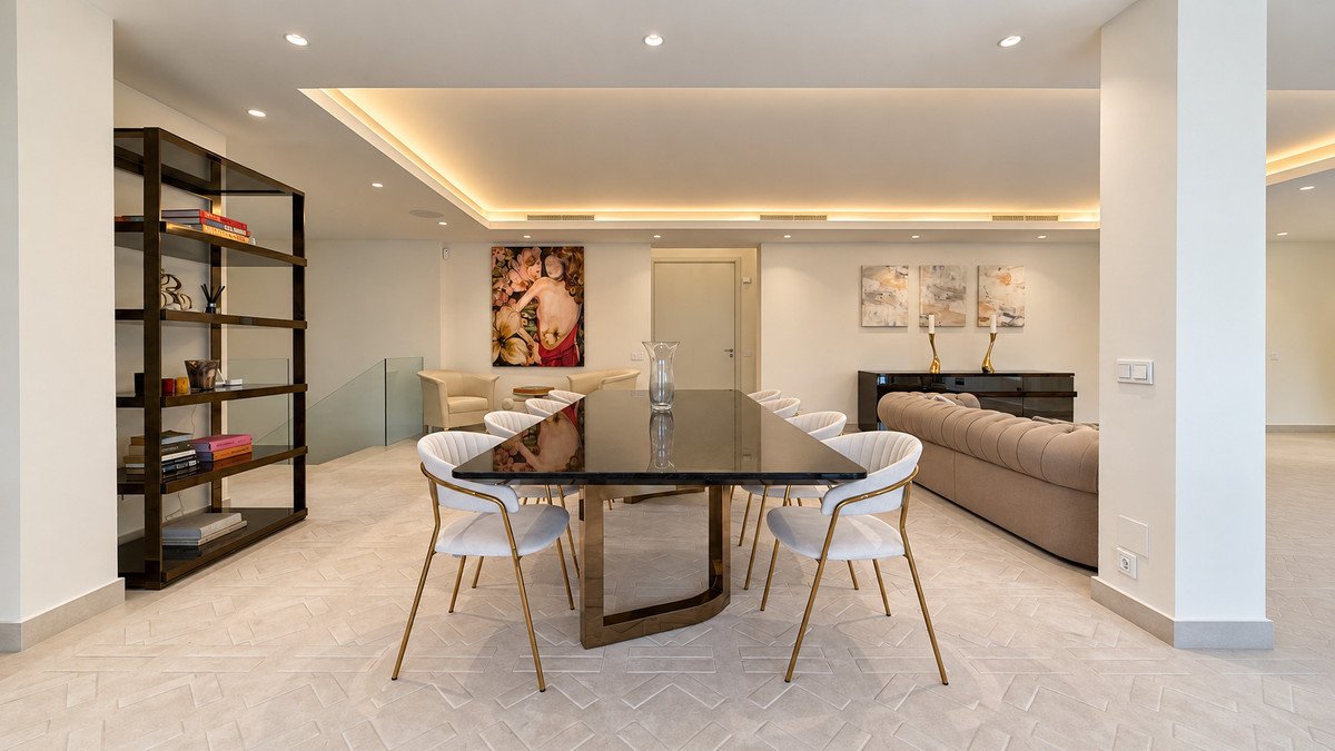 6 Bed Detached Villa in Guadalmina Baja