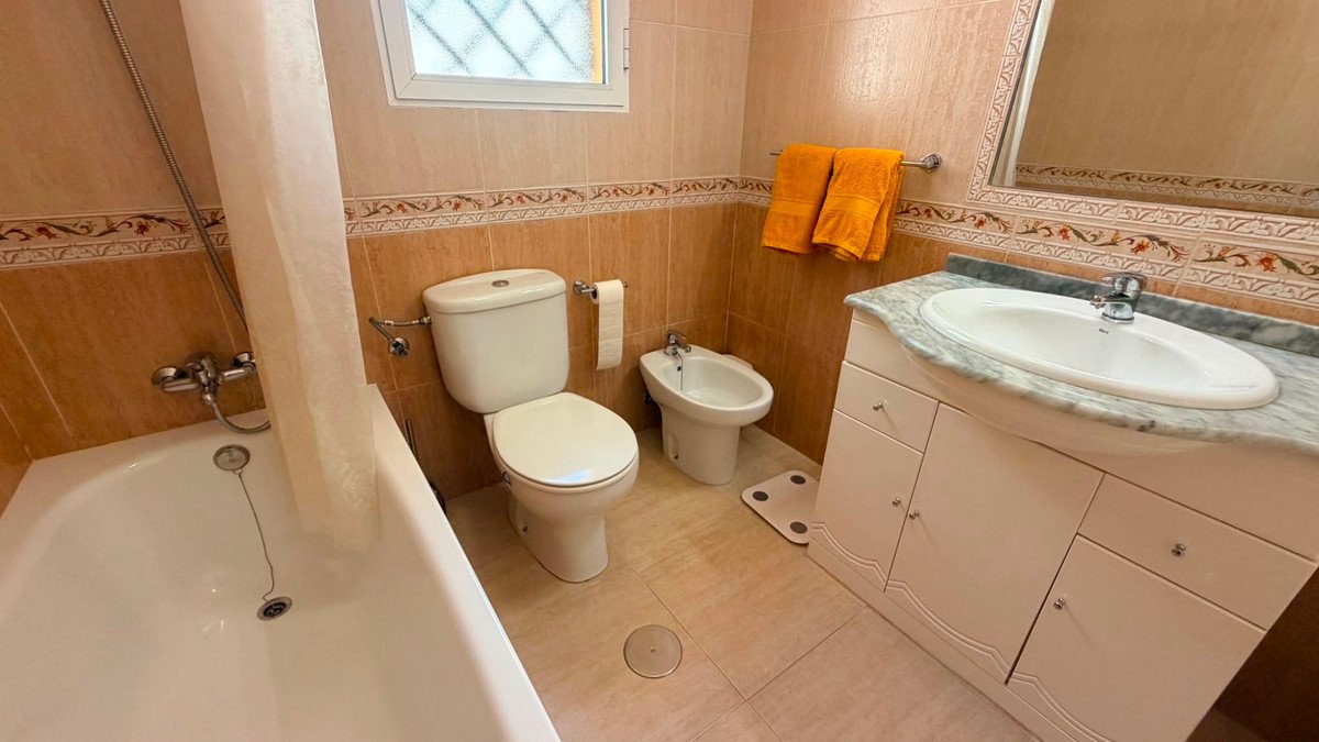 2 Bed Semi-Detached House in Los Montesinos