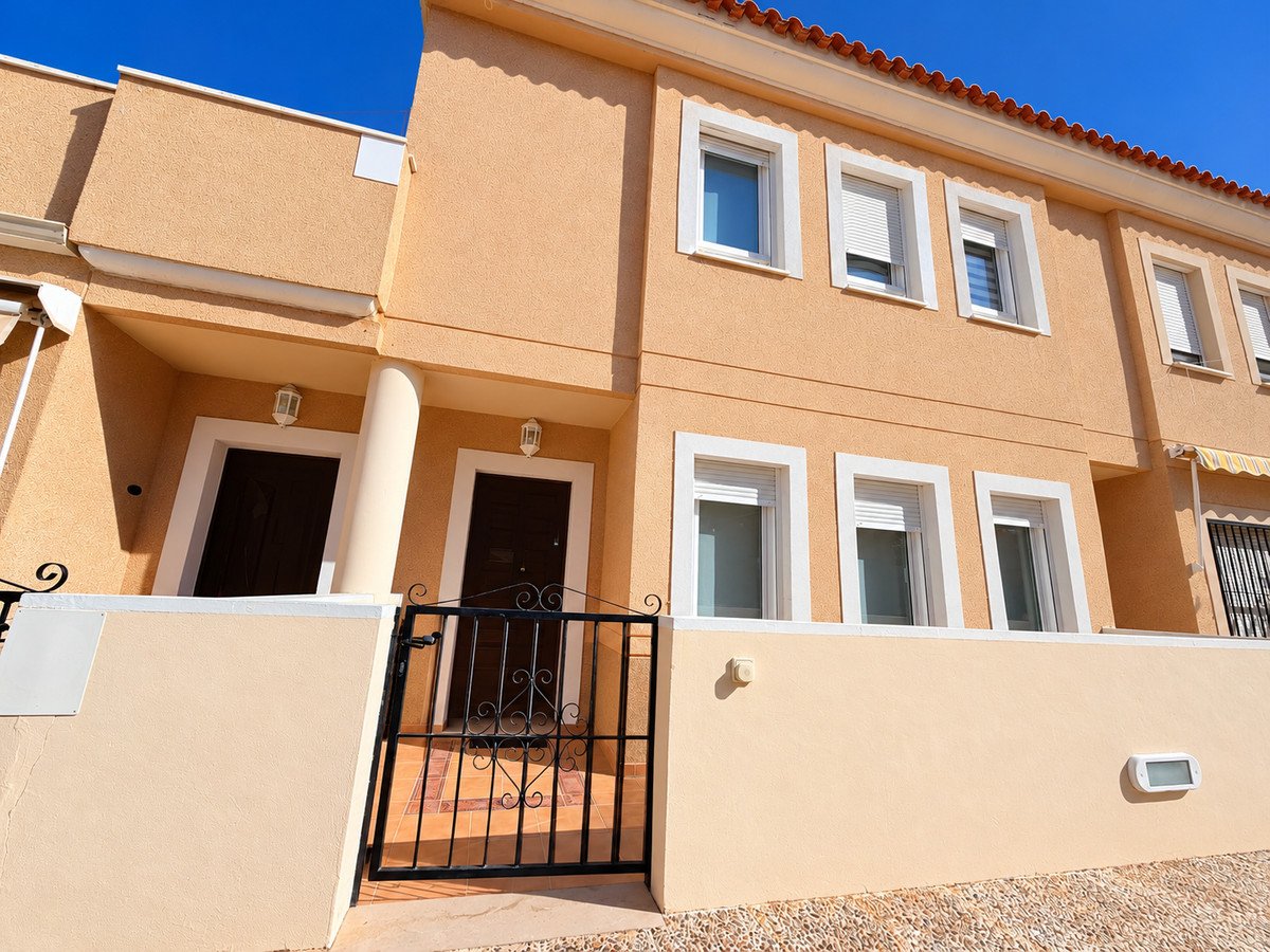 3 Bed Townhouse in Daya Nueva