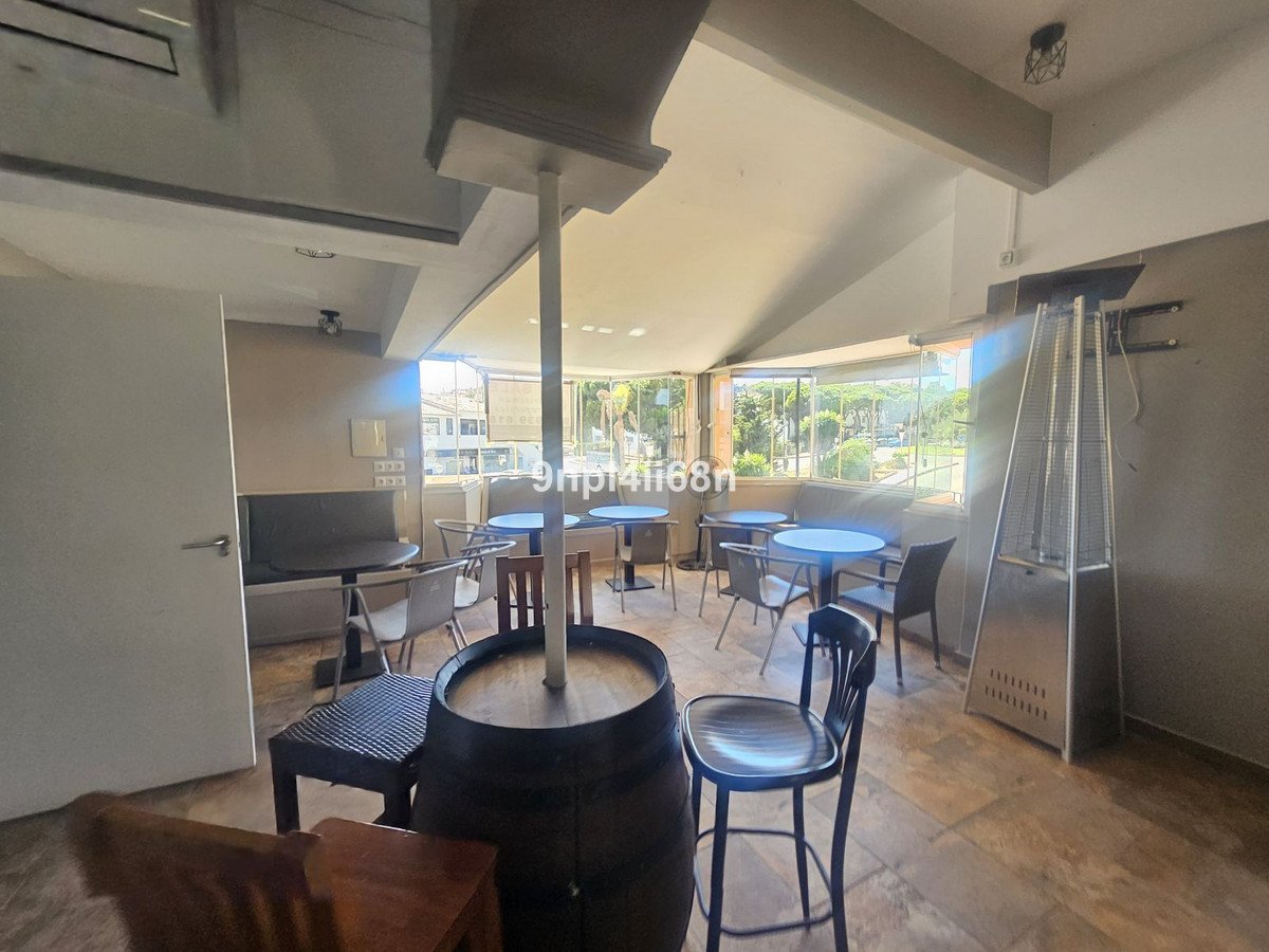 Bar in Calahonda