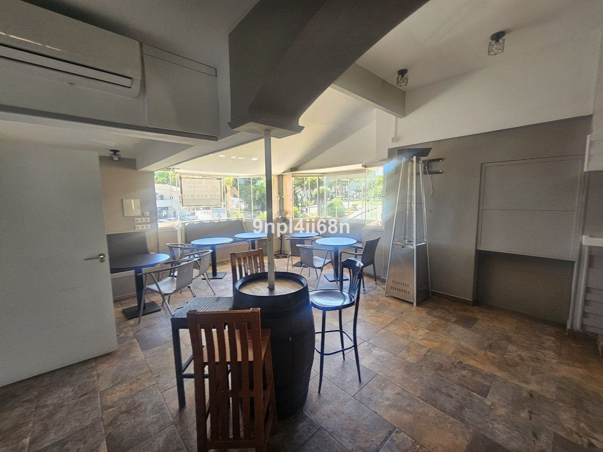 Bar in Calahonda