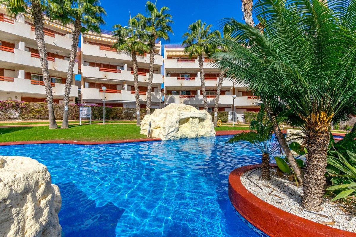 2 Bed Penthouse in Punta Prima