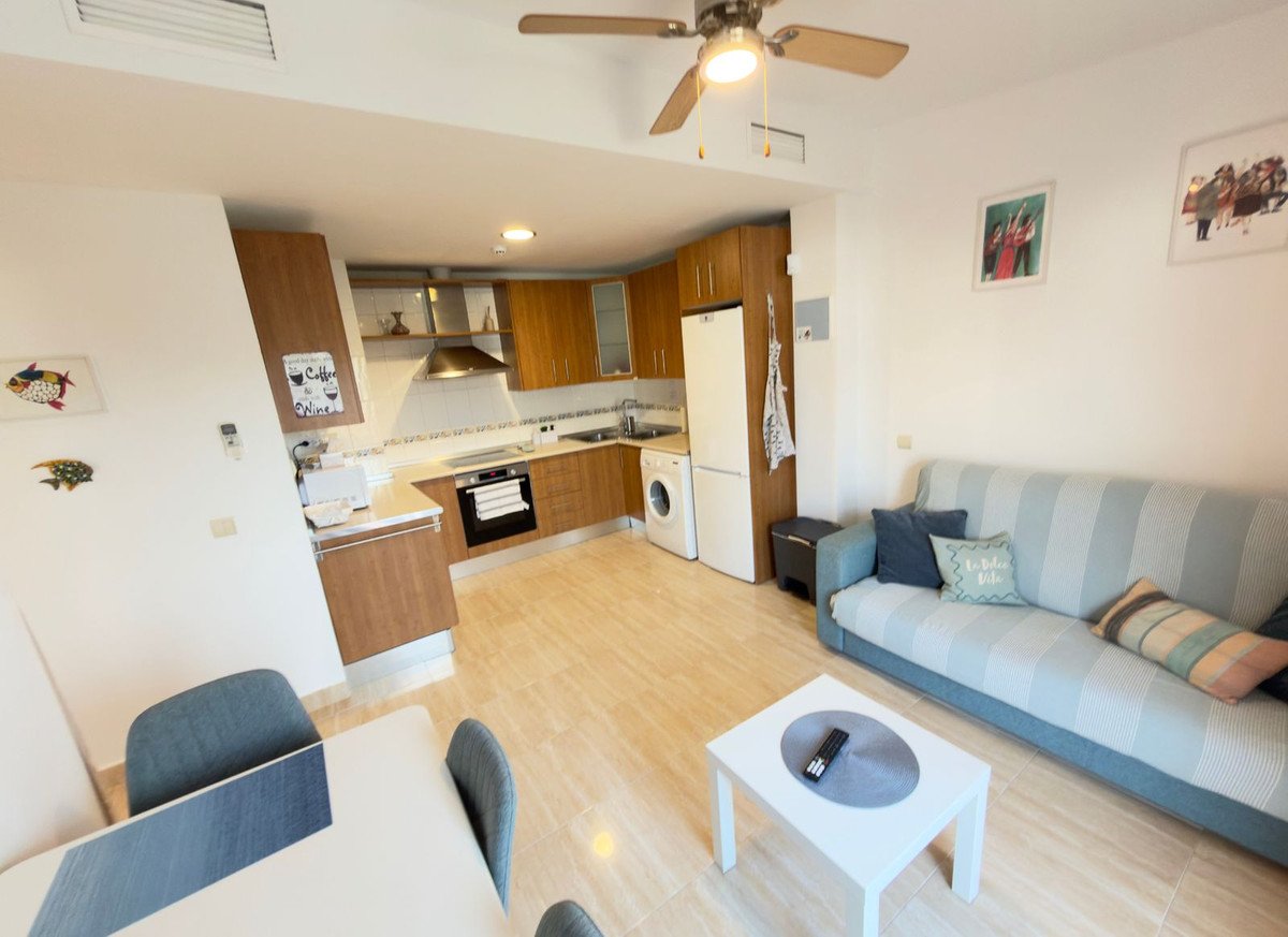 1 Bed Top Floor Apartment in San Luis de Sabinillas