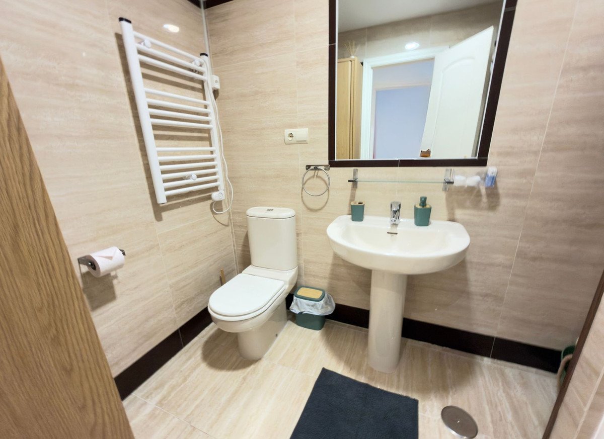 1 Bed Top Floor Apartment in San Luis de Sabinillas
