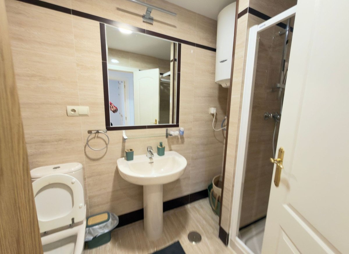 1 Bed Top Floor Apartment in San Luis de Sabinillas