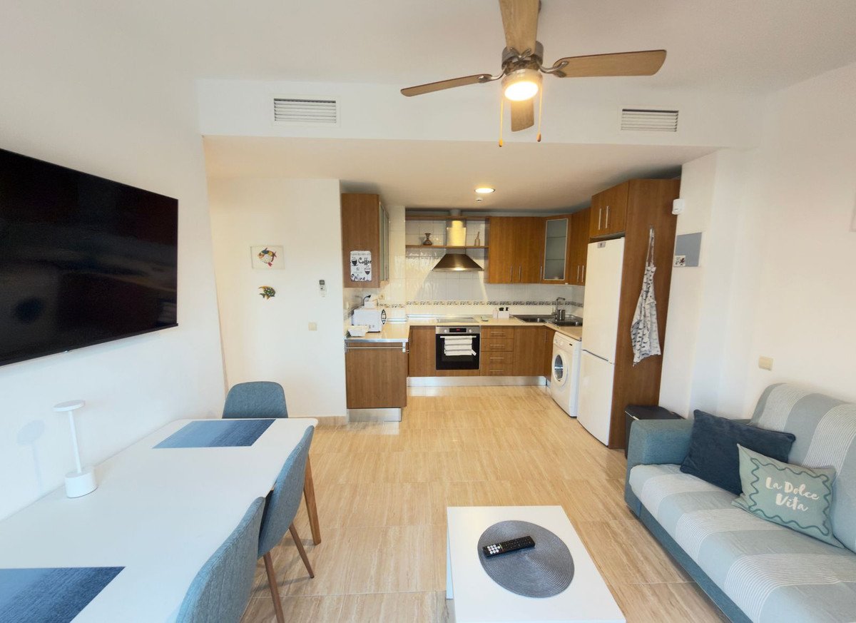 1 Bed Top Floor Apartment in San Luis de Sabinillas