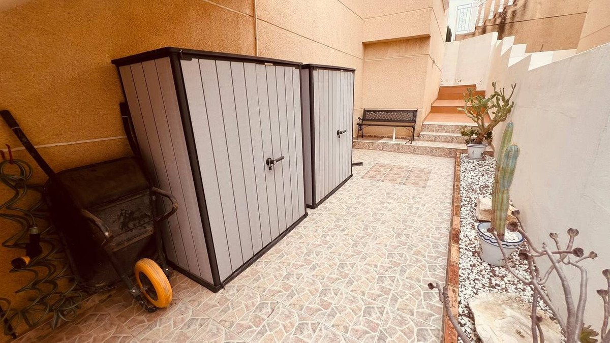 3 Bed Detached Villa in Villamartin