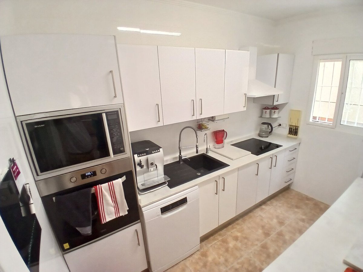 3 Bed Detached Villa in Villamartin