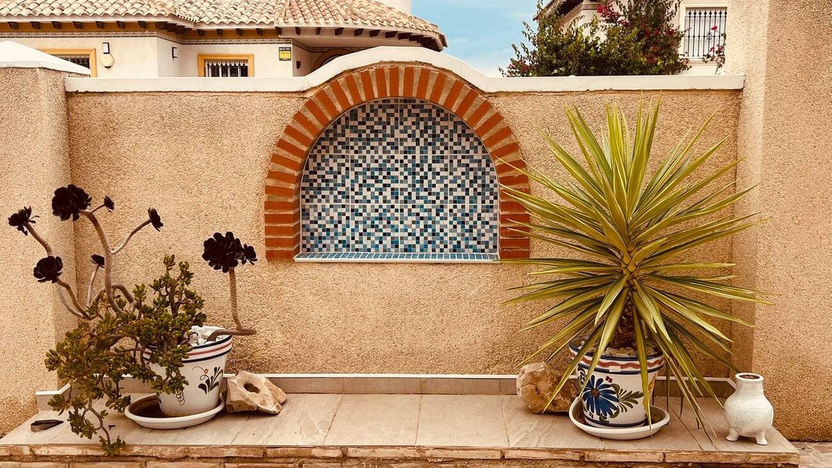 3 Bed Detached Villa in Villamartin
