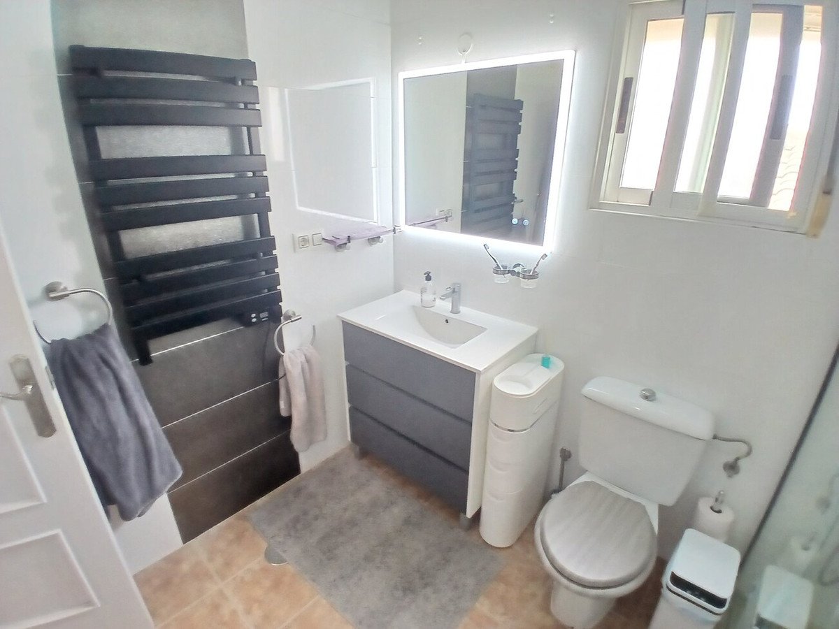 3 Bed Detached Villa in Villamartin