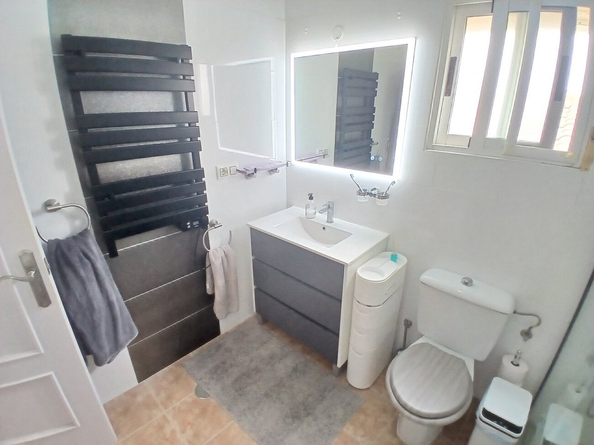 3 Bed Detached Villa in Villamartin