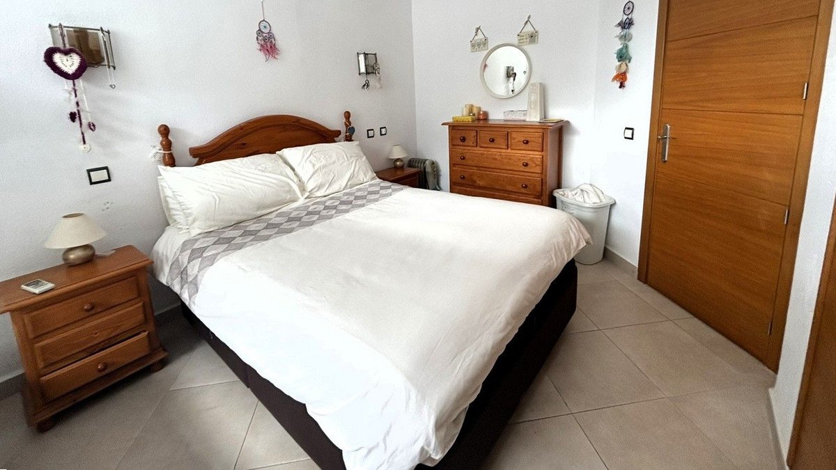 2 Bed Ground Floor Apartment in Calahonda