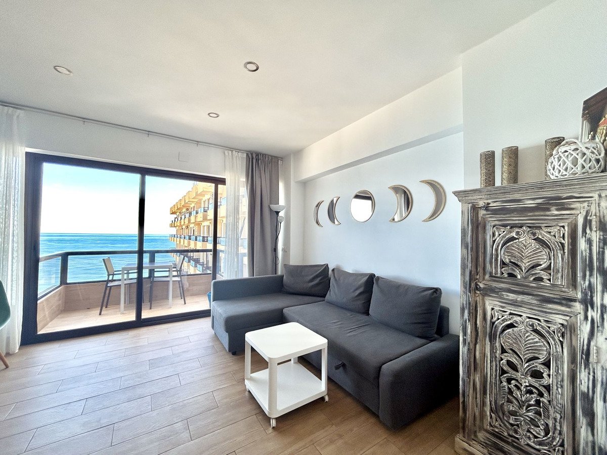 1 Bed Middle Floor Apartment in Benalmadena Costa