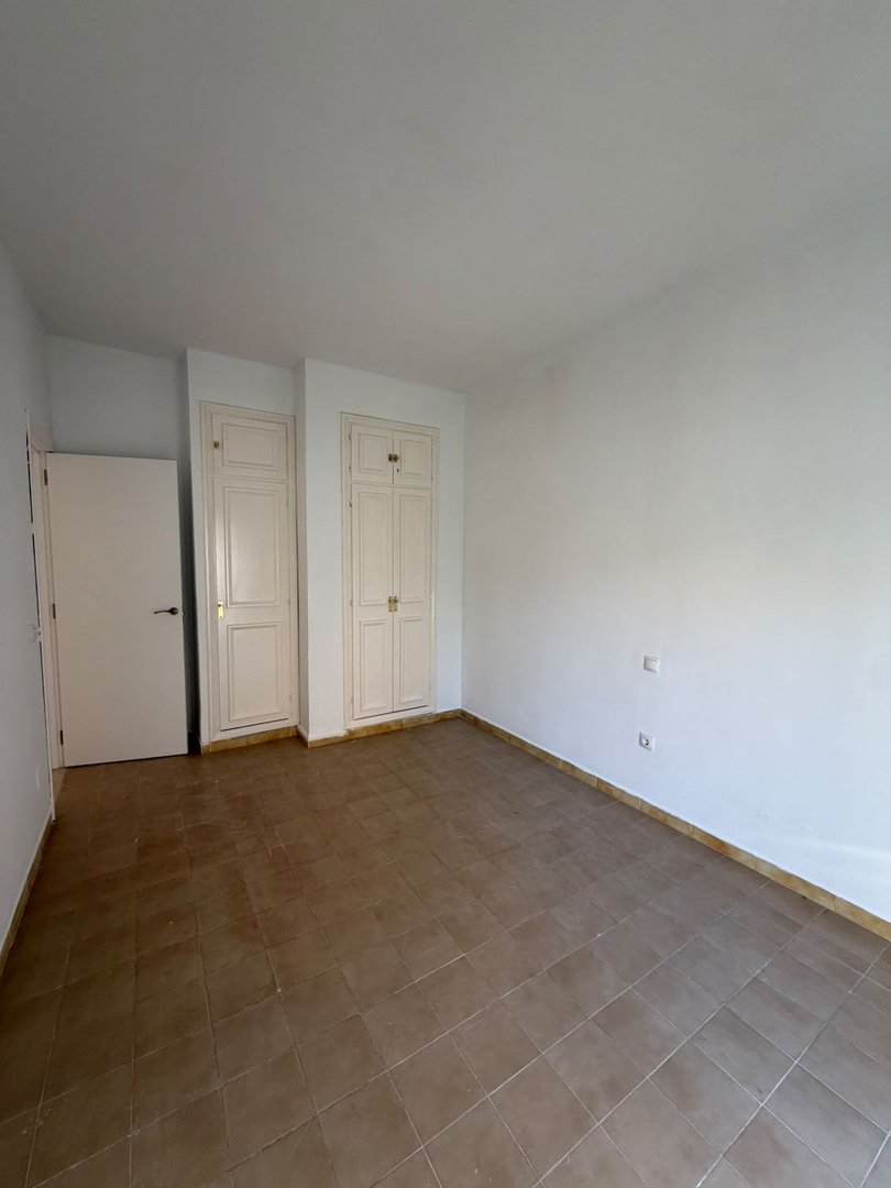 2 Bed Ground Floor Apartment in El Paraiso