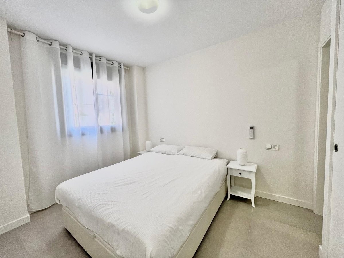 2 Bed Middle Floor Apartment in Los Boliches