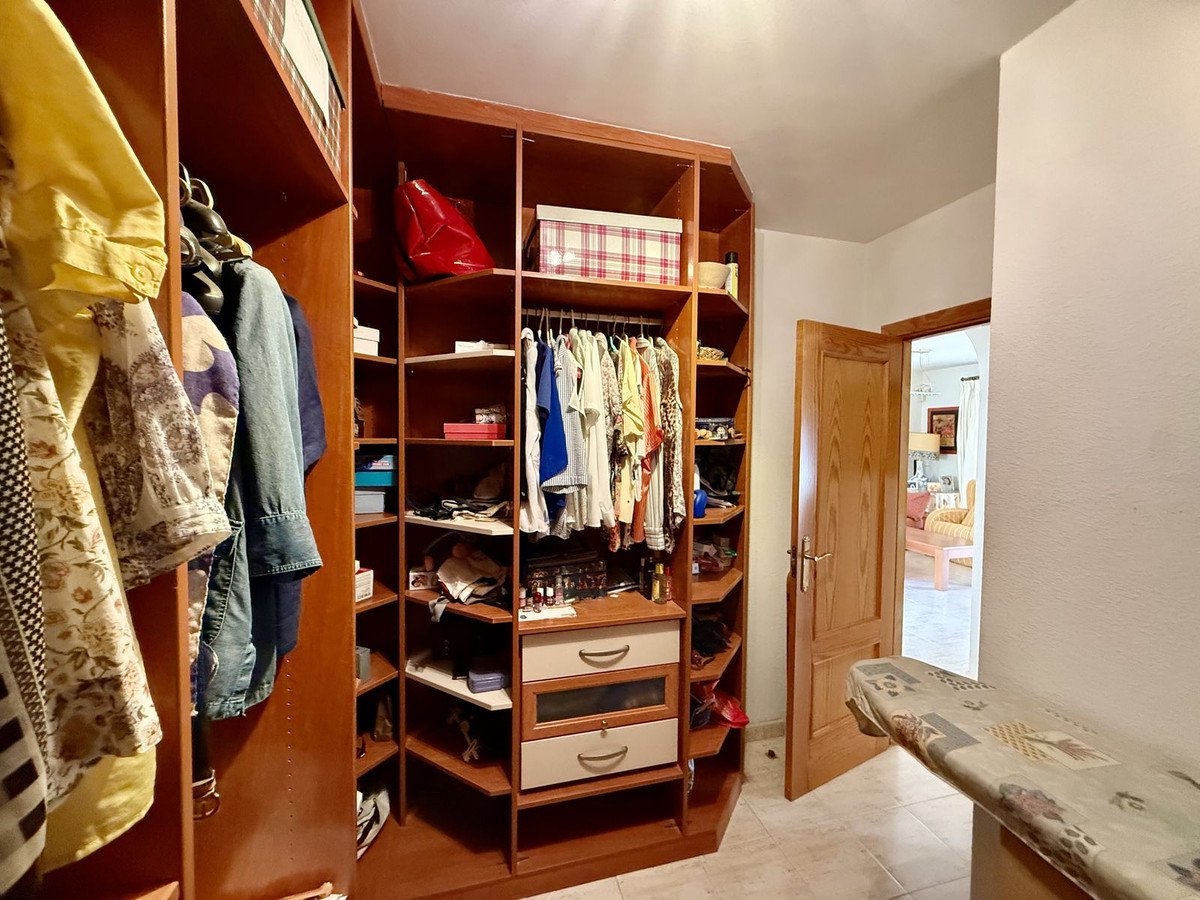 3 Bed Penthouse in Las Lagunas