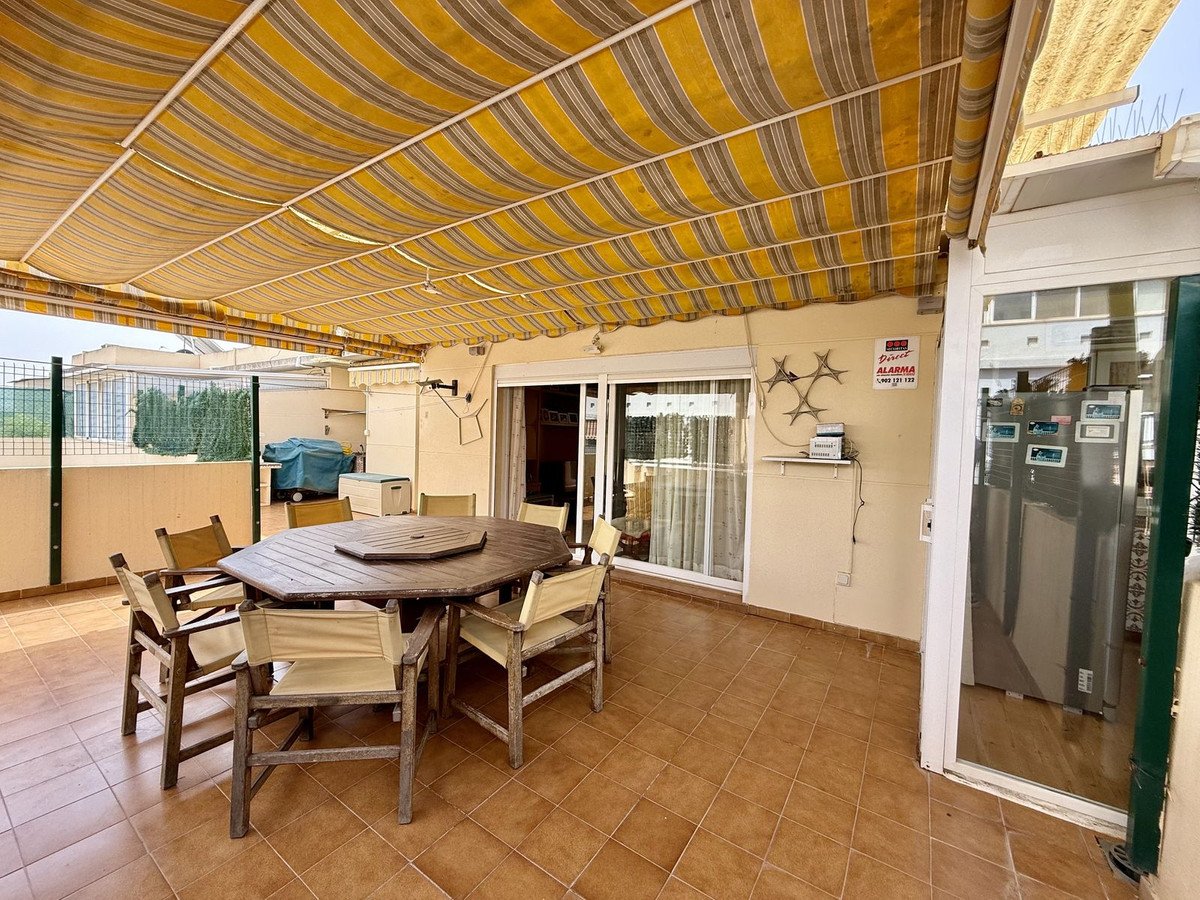 3 Bed Penthouse in Las Lagunas