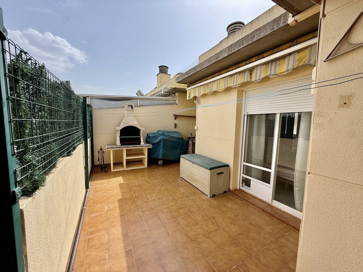 3 Bed Penthouse in Las Lagunas