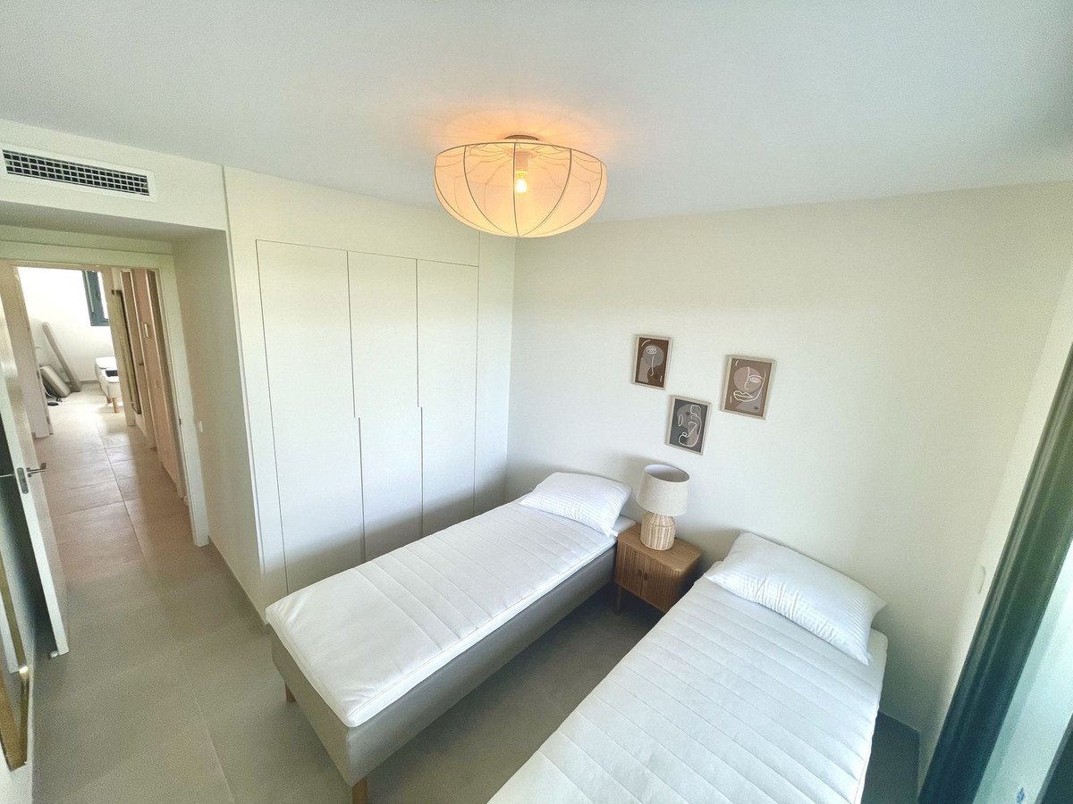 3 Bed Middle Floor Apartment in La Cala de Mijas