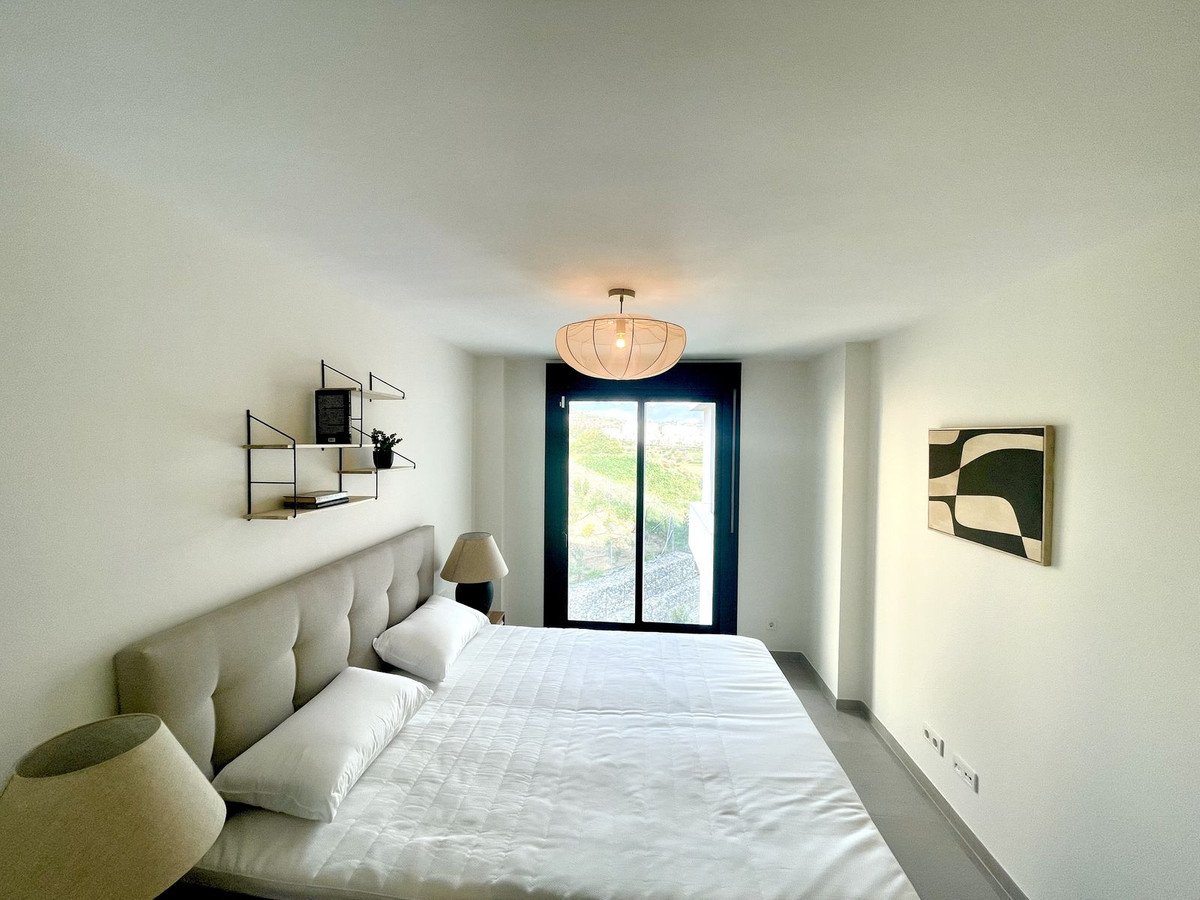 3 Bed Middle Floor Apartment in La Cala de Mijas