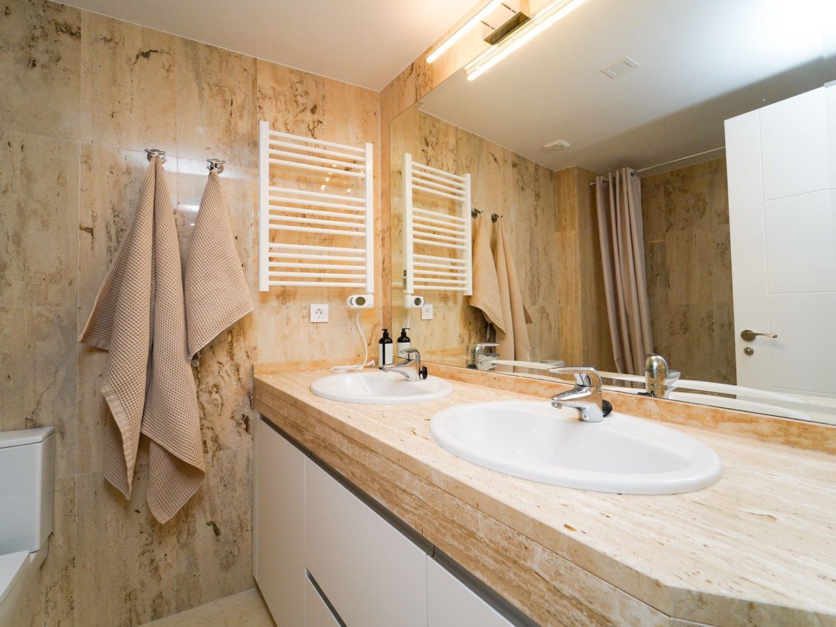 2 Bed Penthouse in Elviria