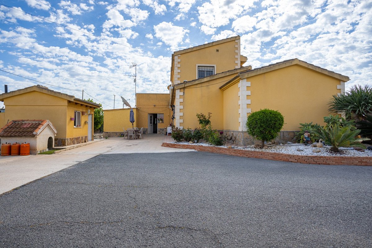 5 Bed Detached Villa in La Hoya
