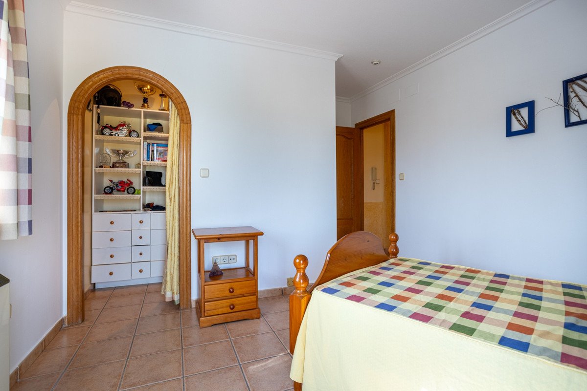 5 Bed Detached Villa in La Hoya