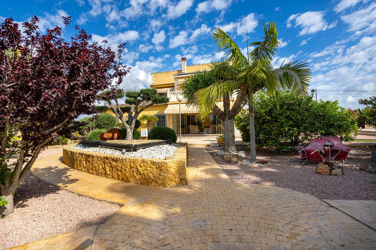 5 Bed Detached Villa in La Hoya
