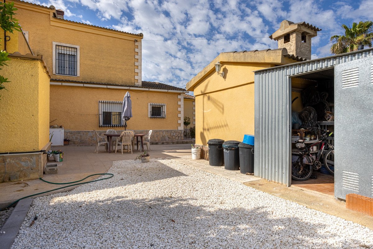 5 Bed Detached Villa in La Hoya