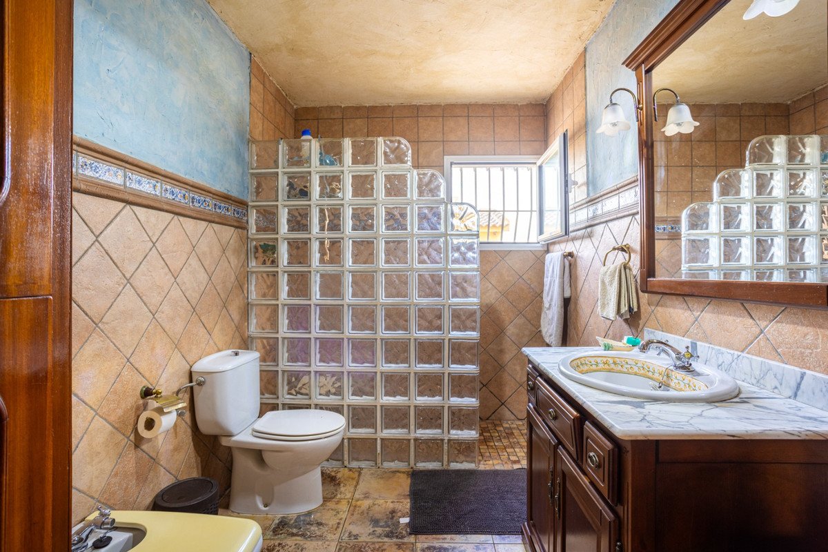 5 Bed Detached Villa in La Hoya