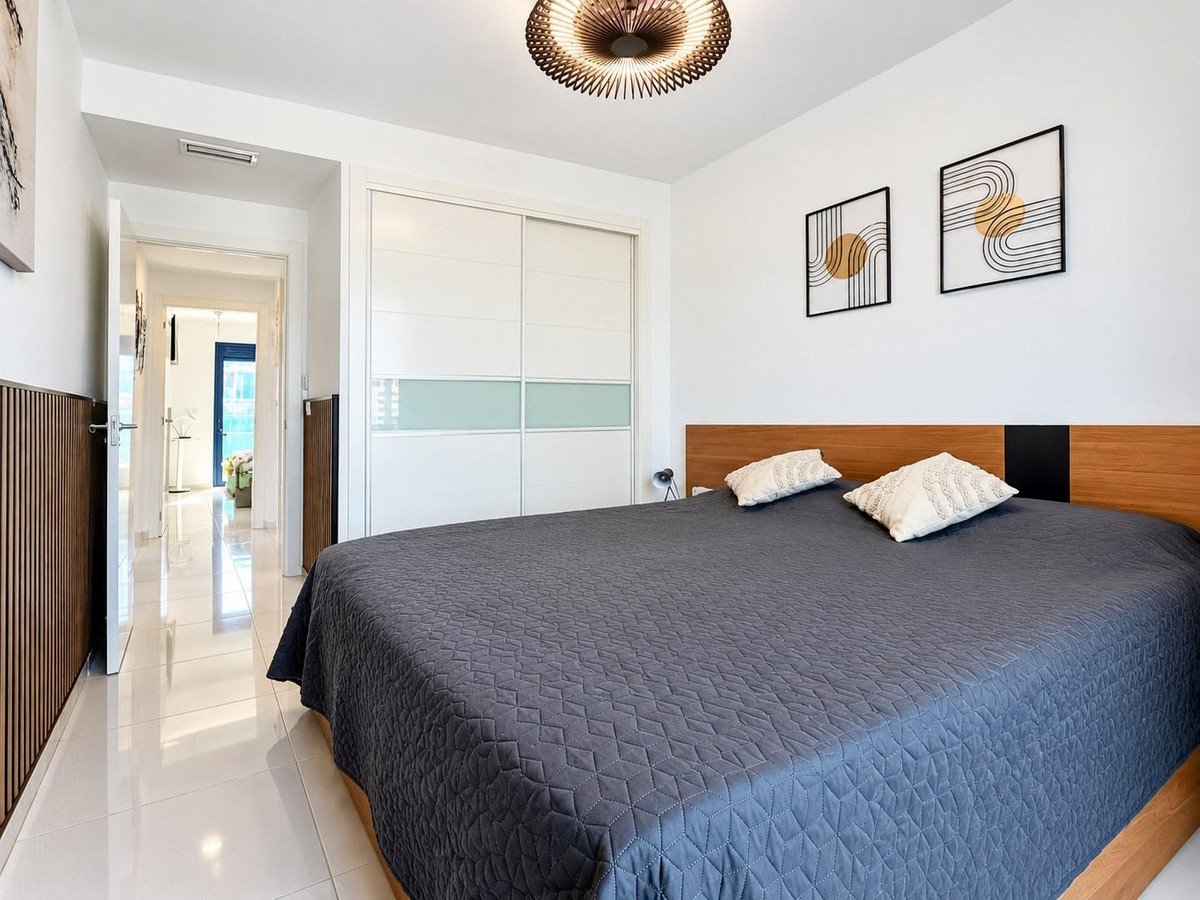 2 Bed Middle Floor Apartment in Punta Prima