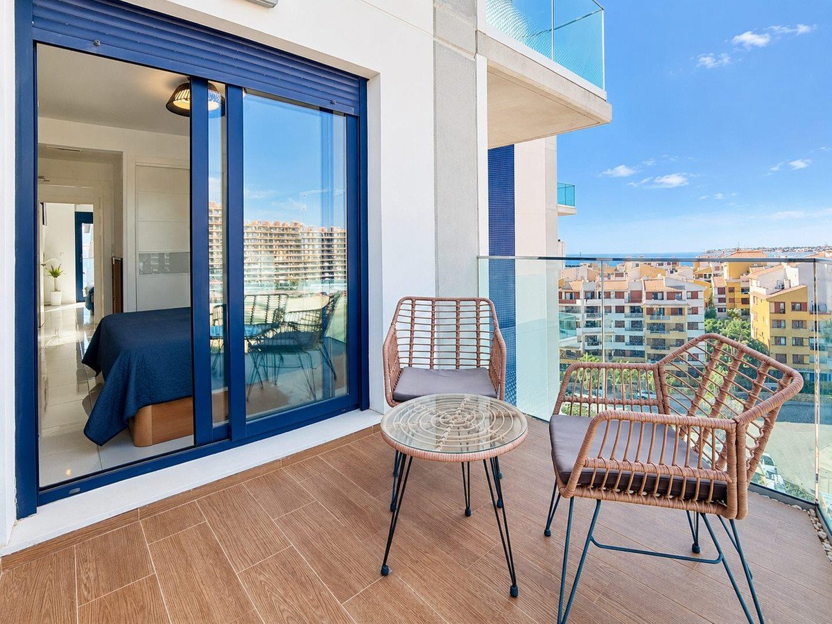 2 Bed Middle Floor Apartment in Punta Prima