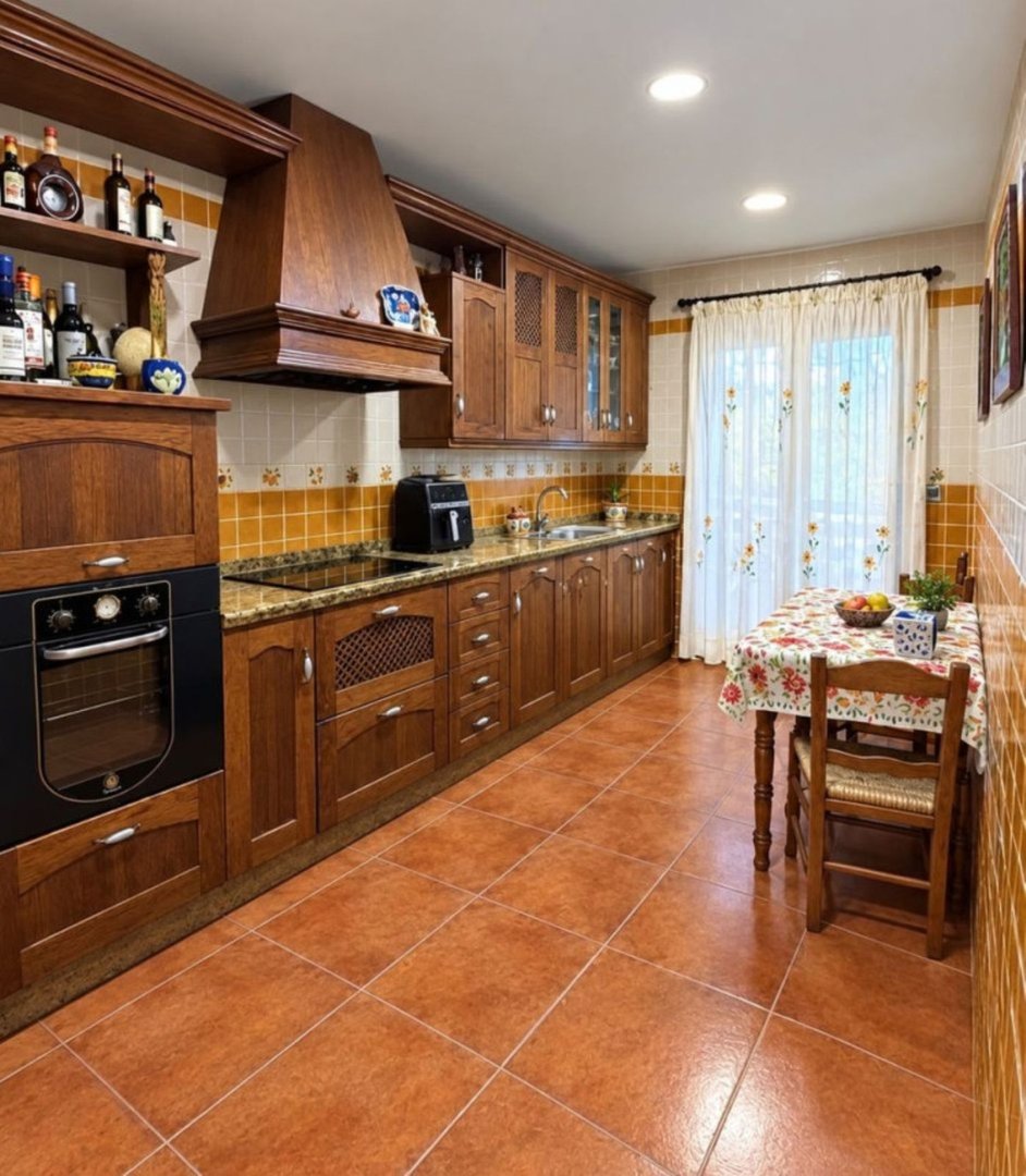 3 Bed Ground Floor Apartment in Marbella