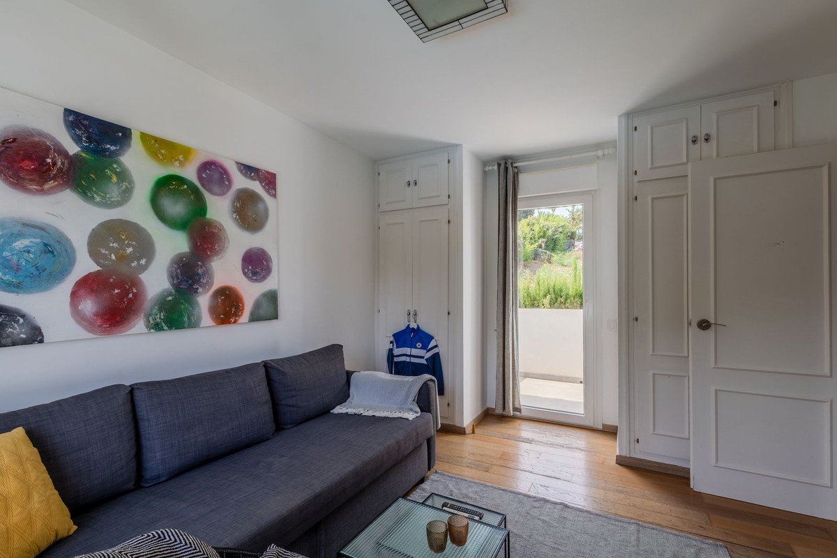 4 Bed Townhouse in Nueva Andalucía