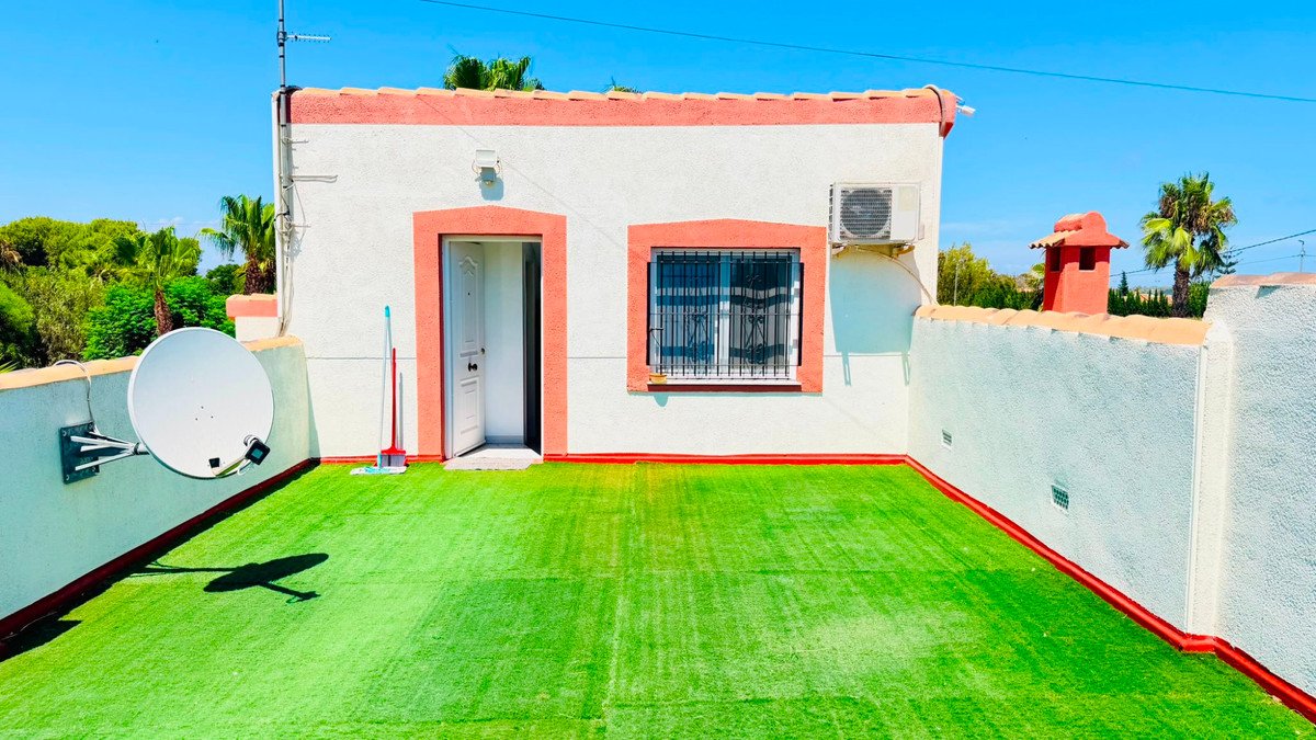 5 Bed Detached Villa in Daya Vieja