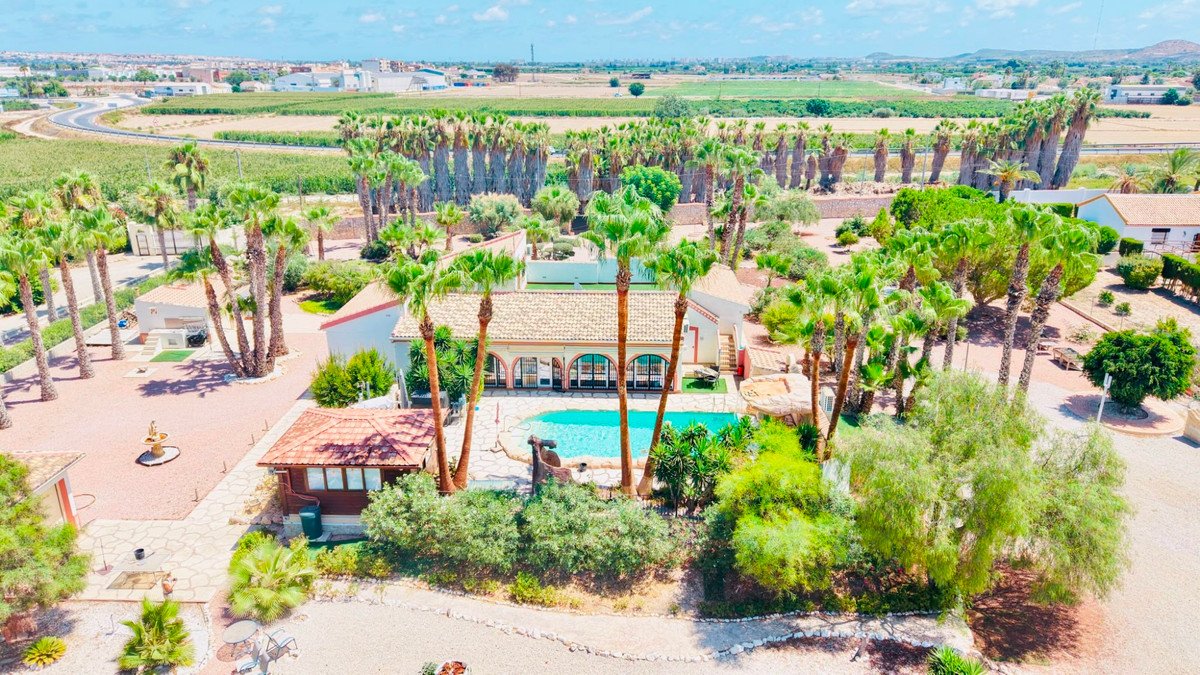 5 Bed Detached Villa in Daya Vieja