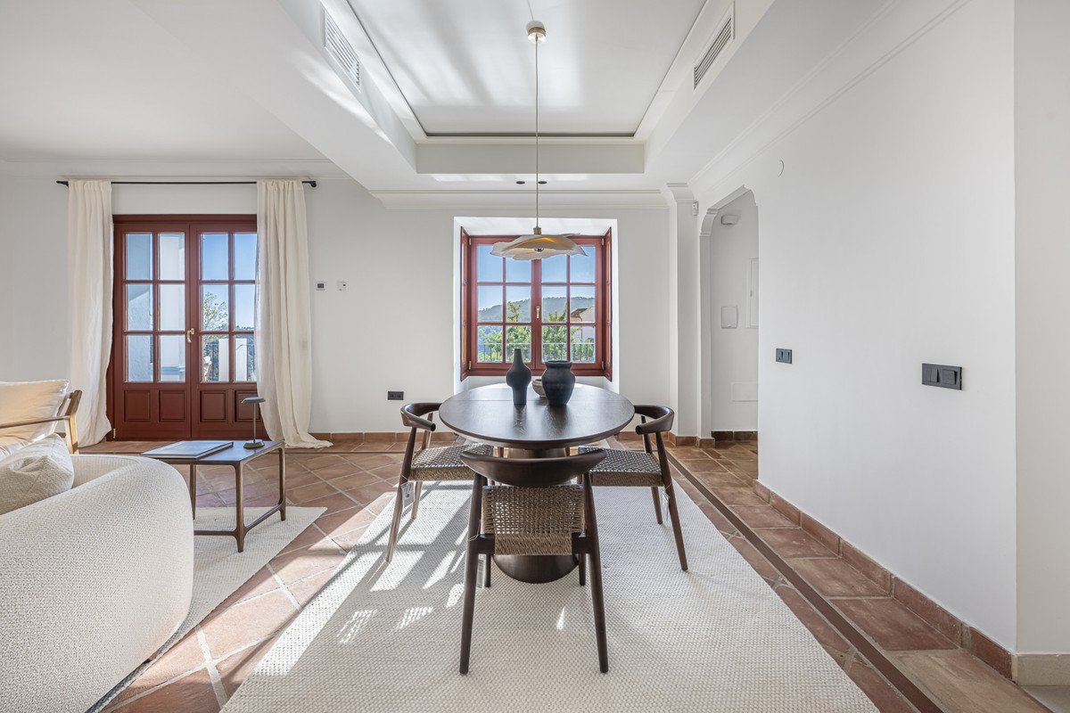 3 Bed Townhouse in Benahavís