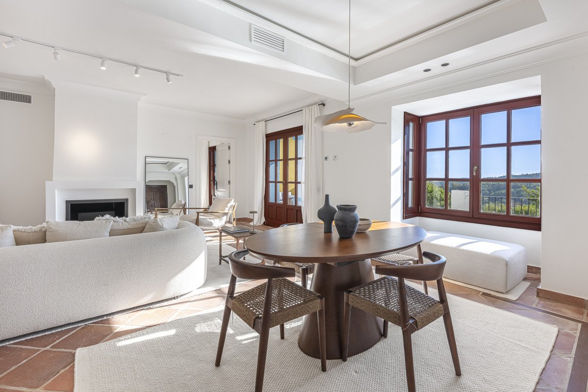 3 Bed Townhouse in Benahavís