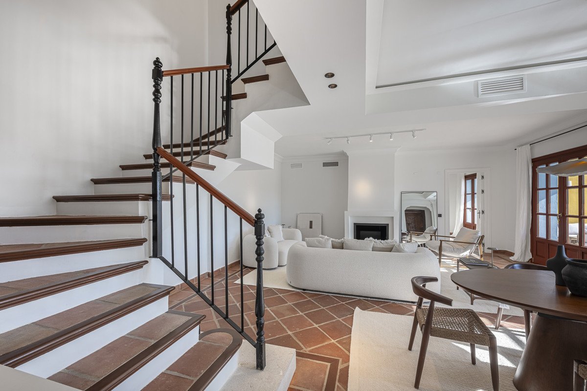 3 Bed Townhouse in Benahavís