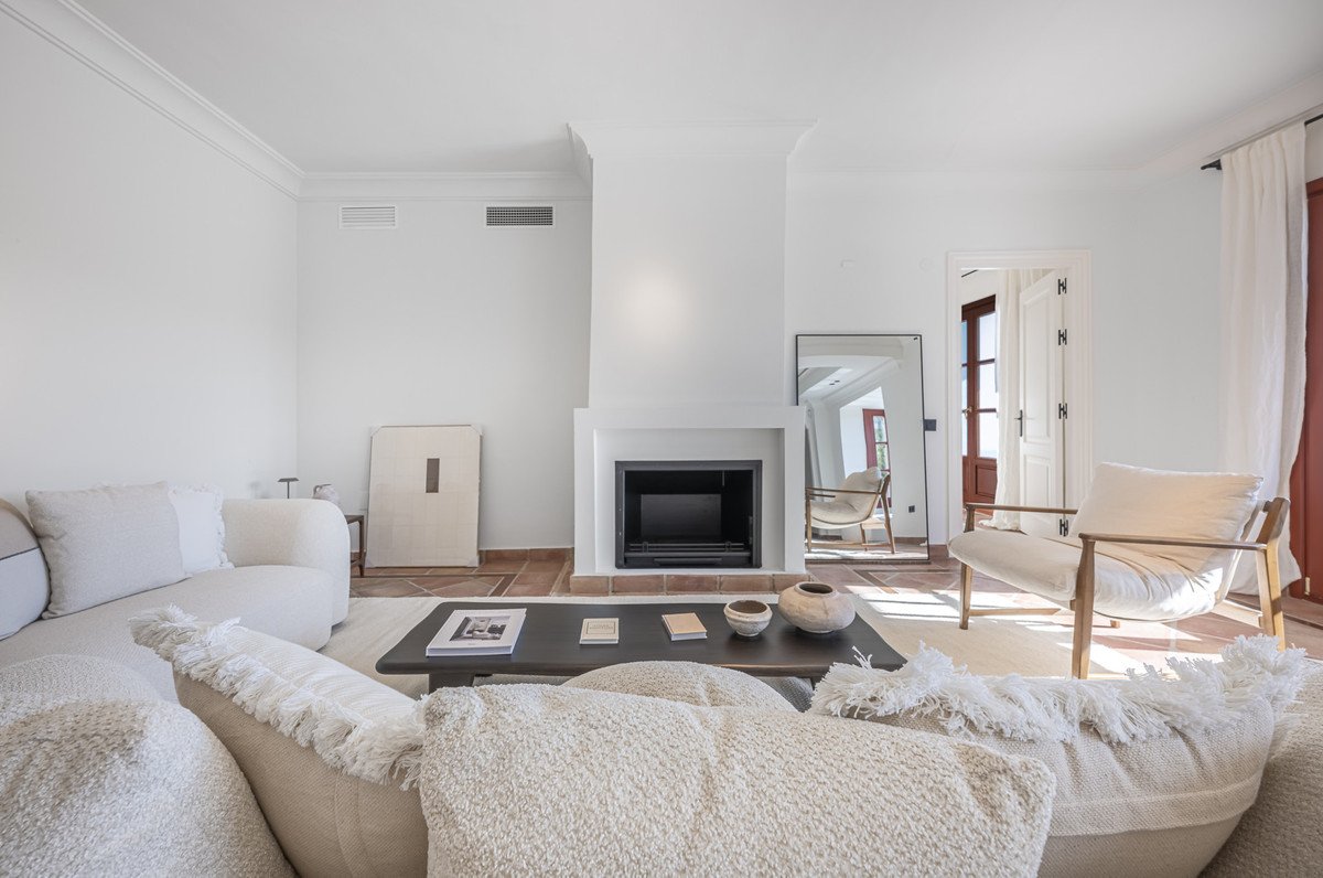3 Bed Townhouse in Benahavís